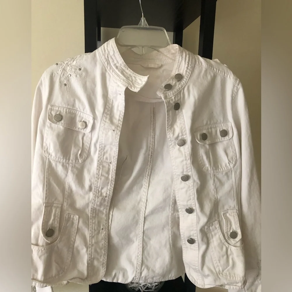 White Jacket - Picture 7 of 7